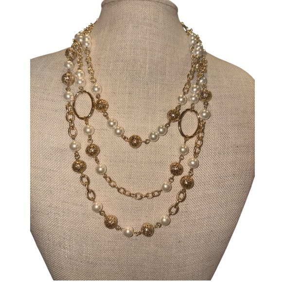 Liz Claiborne Gold Tone Faux Pearl MultiStrand Necklace Bracelet Earring Set J11 - Picture 1 of 8